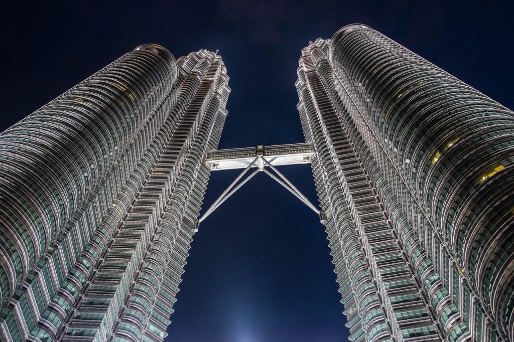 petronas tower, malaysia, skyscraper-2494523.jpg
